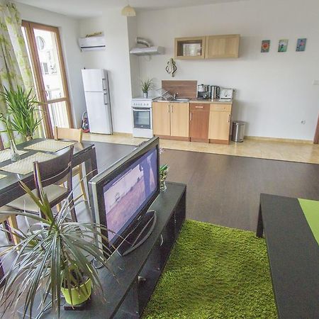 Flora Apartment Centrum Σόφια Εξωτερικό φωτογραφία