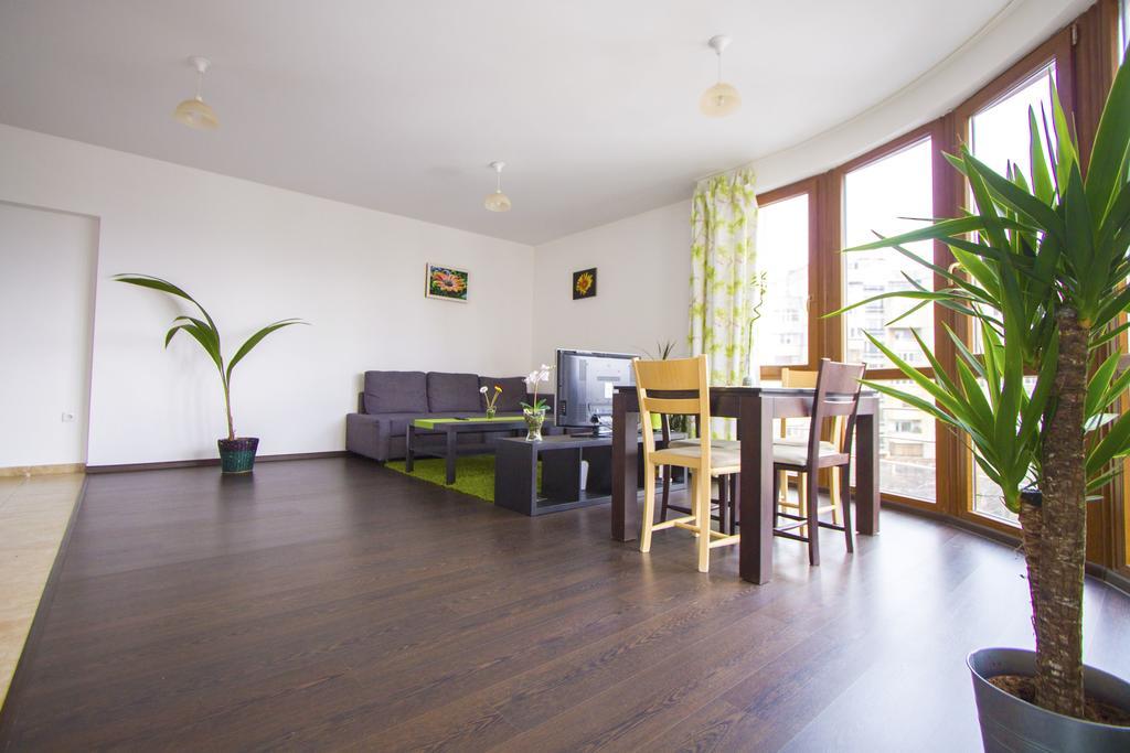 Flora Apartment Centrum Σόφια Εξωτερικό φωτογραφία